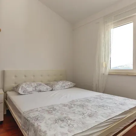 Διαμέρισμα Two-bedroom In